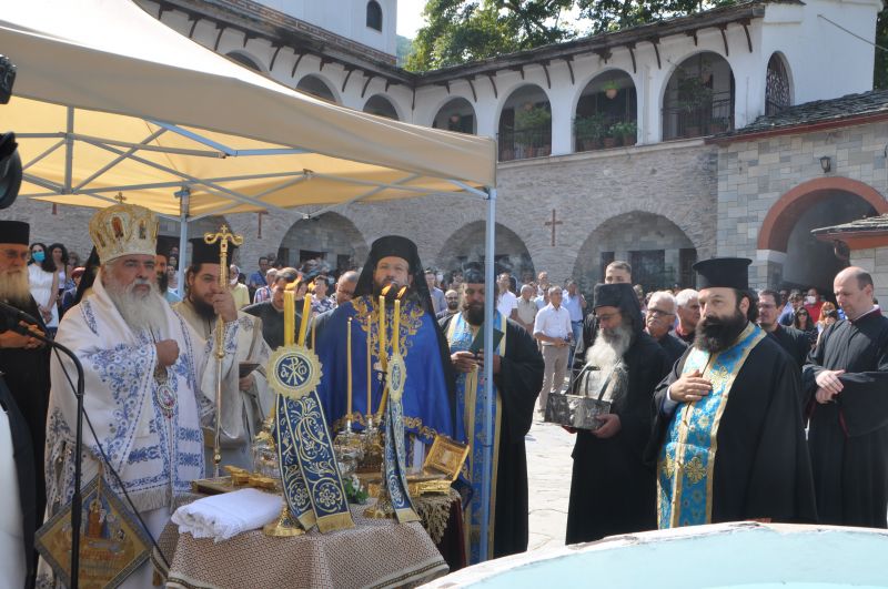 Πανήγυρις τῆς Κοιμήσεως τῆς Ὑπεραγίας Θεοτόκου στήν Ἱερά Μονή Εἰκοσιφοινίσσης